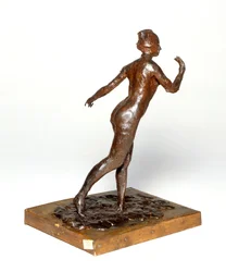Dancer Bowing